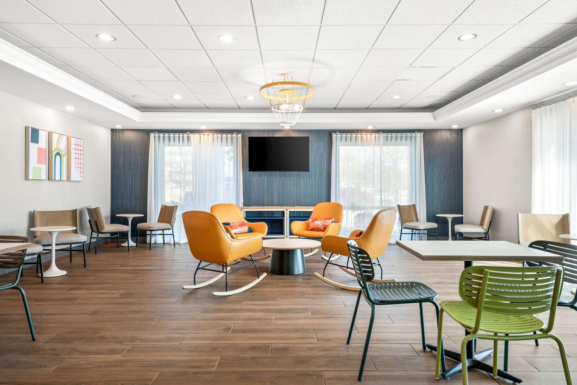 Spark By Hilton Exton Exterior foto